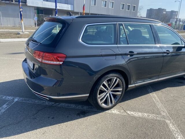 Фольксваген Пассат Вариант 2017 в Киеве на Automoto.ua Серый Фольксваген Пассат Вариант, объемом двигателя 2 л и пробегом 295 тыс. км за 14500 $, фото 10 на Automoto.ua