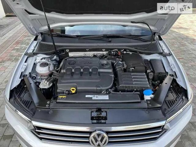 Серый Фольксваген Пассат Вариант, объемом двигателя 2 л и пробегом 210 тыс. км за 17300 $, фото 17 на Automoto.ua