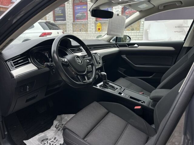 Серый Фольксваген Пассат Вариант, объемом двигателя 1.6 л и пробегом 211 тыс. км за 14900 $, фото 8 на Automoto.ua