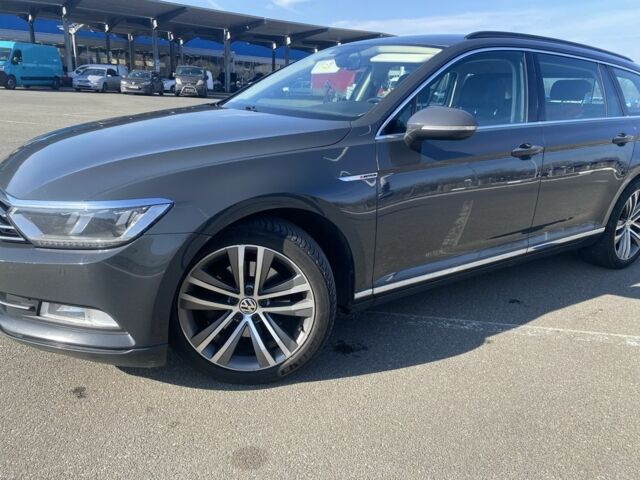 Фольксваген Пассат Вариант 2017 в Киеве на Automoto.ua Серый Фольксваген Пассат Вариант, объемом двигателя 2 л и пробегом 295 тыс. км за 14500 $, фото 15 на Automoto.ua