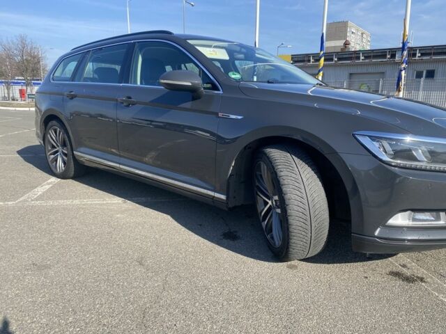 Фольксваген Пассат Вариант 2017 в Киеве на Automoto.ua Серый Фольксваген Пассат Вариант, объемом двигателя 2 л и пробегом 295 тыс. км за 14500 $, фото 6 на Automoto.ua