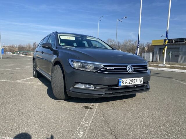 Фольксваген Пассат Вариант 2017 в Киеве на Automoto.ua Серый Фольксваген Пассат Вариант, объемом двигателя 2 л и пробегом 295 тыс. км за 14500 $, фото 5 на Automoto.ua