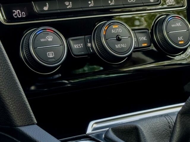 Сірий Фольксваген Пассат Варіант, об'ємом двигуна 2 л та пробігом 165 тис. км за 18850 $, фото 22 на Automoto.ua