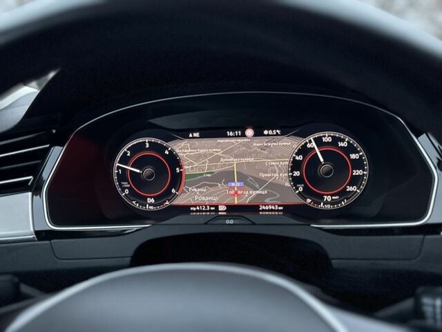 Сірий Фольксваген Пассат Варіант, об'ємом двигуна 2 л та пробігом 240 тис. км за 19500 $, фото 4 на Automoto.ua