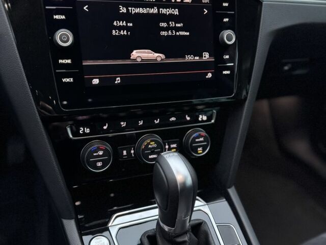 Сірий Фольксваген Пассат Варіант, об'ємом двигуна 2 л та пробігом 240 тис. км за 19500 $, фото 10 на Automoto.ua