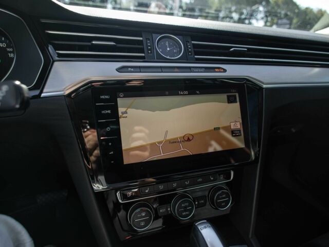 Серый Фольксваген Пассат Вариант, объемом двигателя 2 л и пробегом 190 тыс. км за 20300 $, фото 9 на Automoto.ua