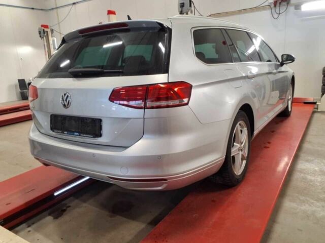 Серый Фольксваген Пассат Вариант, объемом двигателя 2 л и пробегом 147 тыс. км за 14900 $, фото 4 на Automoto.ua