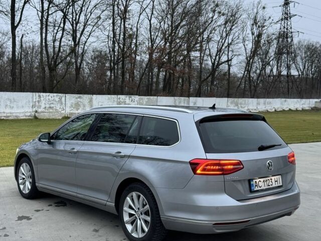 Сірий Фольксваген Пассат Варіант, об'ємом двигуна 2 л та пробігом 240 тис. км за 19500 $, фото 2 на Automoto.ua