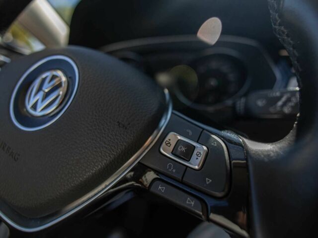 Серый Фольксваген Пассат Вариант, объемом двигателя 2 л и пробегом 190 тыс. км за 20300 $, фото 11 на Automoto.ua