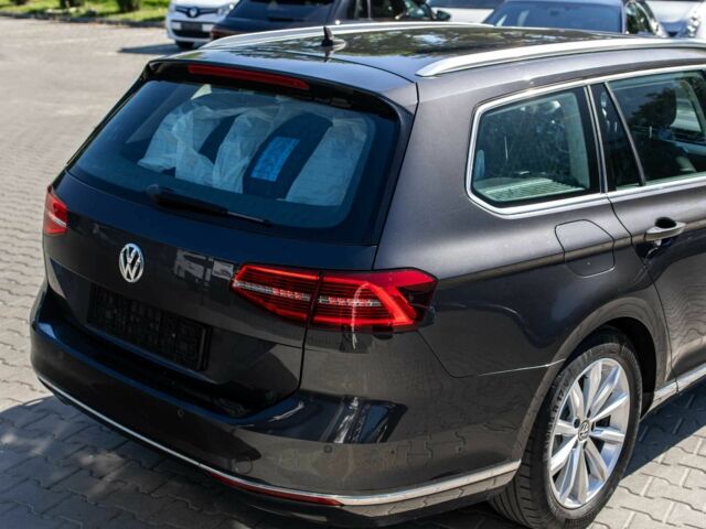 Серый Фольксваген Пассат Вариант, объемом двигателя 2 л и пробегом 190 тыс. км за 20300 $, фото 4 на Automoto.ua