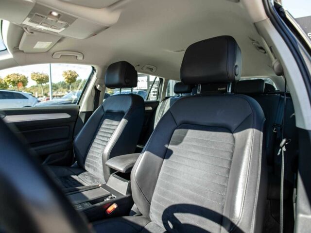 Серый Фольксваген Пассат Вариант, объемом двигателя 2 л и пробегом 190 тыс. км за 20300 $, фото 14 на Automoto.ua