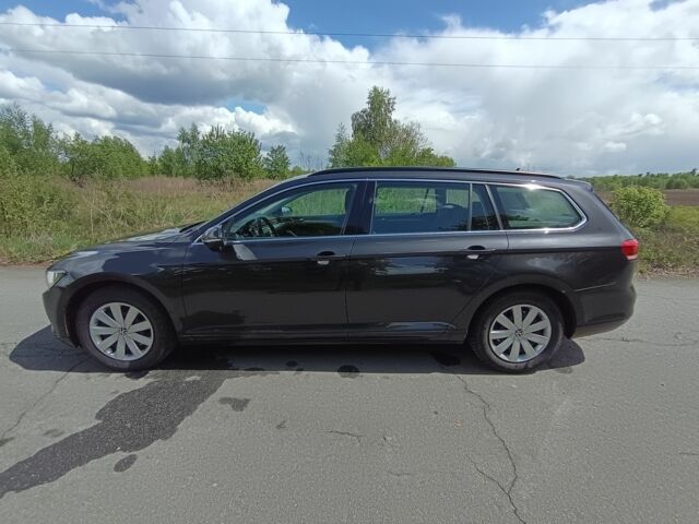 Серый Фольксваген Пассат Вариант, объемом двигателя 2 л и пробегом 299 тыс. км за 15950 $, фото 2 на Automoto.ua