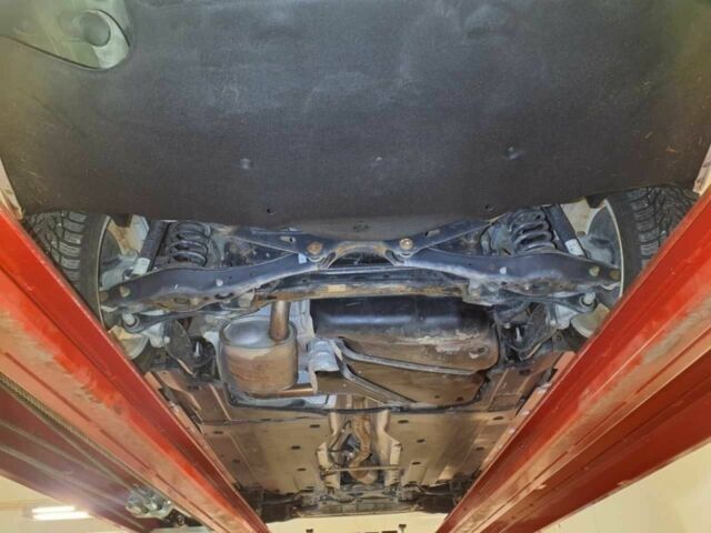 Серый Фольксваген Пассат Вариант, объемом двигателя 2 л и пробегом 147 тыс. км за 14900 $, фото 13 на Automoto.ua