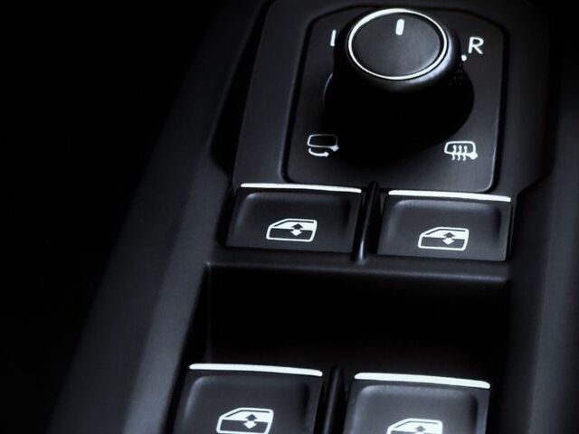 Сірий Фольксваген Пассат Варіант, об'ємом двигуна 2 л та пробігом 165 тис. км за 18850 $, фото 19 на Automoto.ua