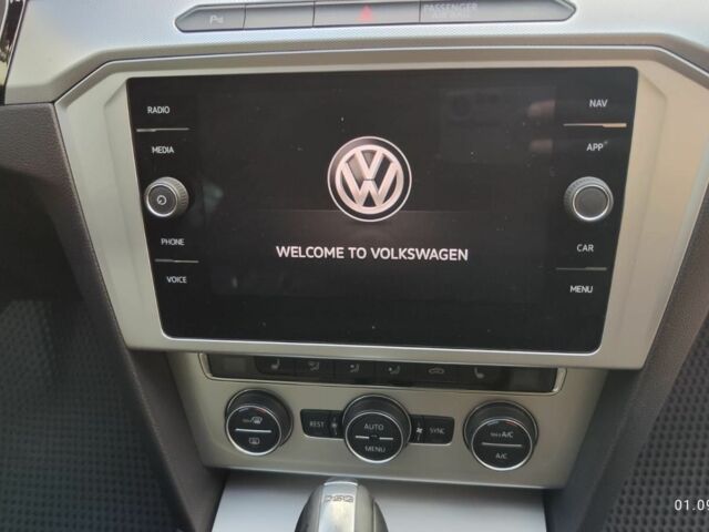 Сірий Фольксваген Пассат Варіант, об'ємом двигуна 2 л та пробігом 197 тис. км за 18500 $, фото 7 на Automoto.ua