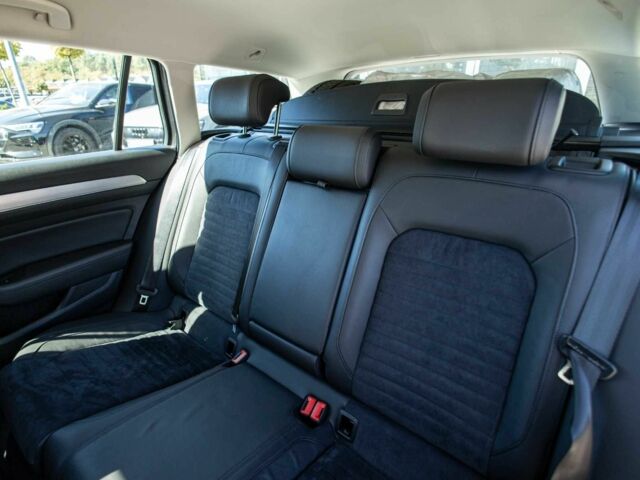 Серый Фольксваген Пассат Вариант, объемом двигателя 2 л и пробегом 190 тыс. км за 20300 $, фото 16 на Automoto.ua