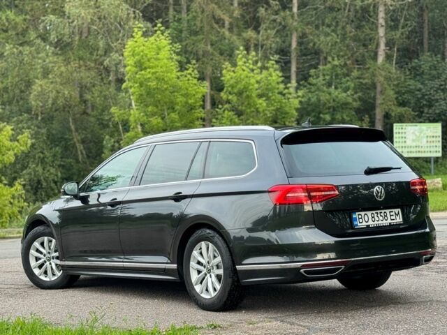 Сірий Фольксваген Пассат Варіант, об'ємом двигуна 2 л та пробігом 165 тис. км за 18850 $, фото 3 на Automoto.ua