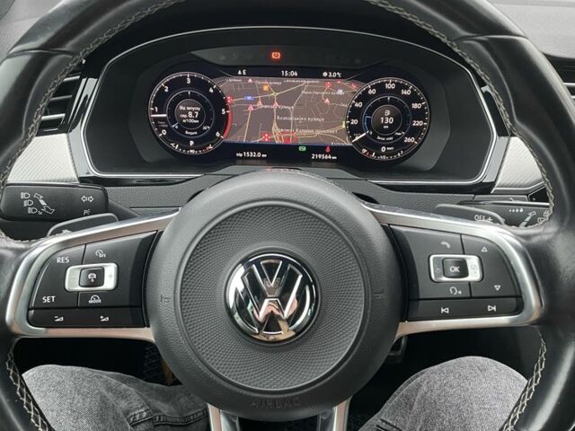 Серый Фольксваген Пассат Вариант, объемом двигателя 2 л и пробегом 239 тыс. км за 19300 $, фото 7 на Automoto.ua