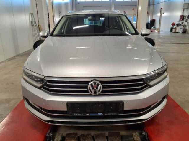 Серый Фольксваген Пассат Вариант, объемом двигателя 2 л и пробегом 147 тыс. км за 14900 $, фото 1 на Automoto.ua