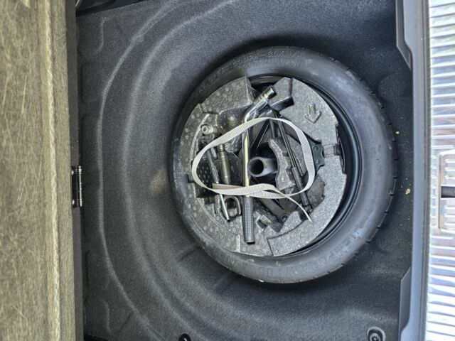 Серый Фольксваген Пассат Вариант, объемом двигателя 2 л и пробегом 190 тыс. км за 21500 $, фото 13 на Automoto.ua