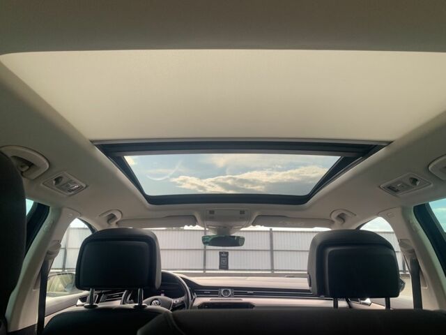 Фольксваген Пассат Вариант 2019 в Луцке на Automoto.ua Серый Фольксваген Пассат Вариант, объемом двигателя 2 л и пробегом 197 тыс. км за 21699 $, фото 2 на Automoto.ua