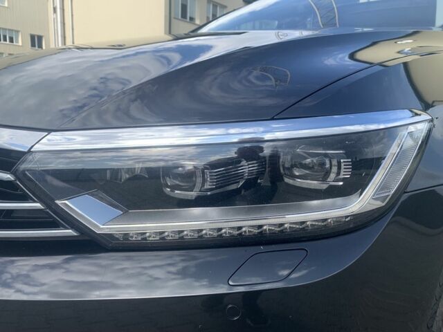 Фольксваген Пассат Вариант 2019 в Луцке на Automoto.ua Серый Фольксваген Пассат Вариант, объемом двигателя 2 л и пробегом 197 тыс. км за 21699 $, фото 10 на Automoto.ua