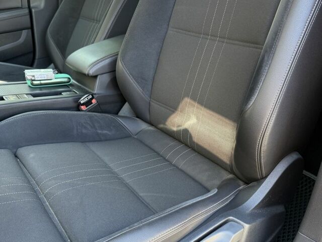 Серый Фольксваген Пассат Вариант, объемом двигателя 2 л и пробегом 255 тыс. км за 22000 $, фото 3 на Automoto.ua