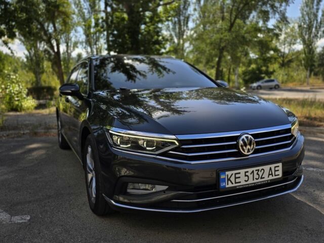 Серый Фольксваген Пассат Вариант, объемом двигателя 2 л и пробегом 190 тыс. км за 21500 $, фото 22 на Automoto.ua