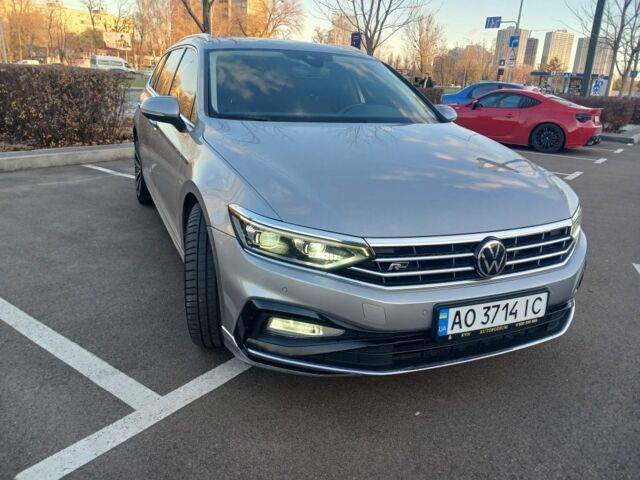 Серый Фольксваген Пассат Вариант, объемом двигателя 2 л и пробегом 200 тыс. км за 20651 $, фото 2 на Automoto.ua