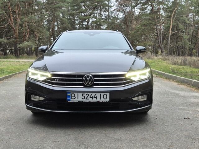 Серый Фольксваген Пассат Вариант, объемом двигателя 2 л и пробегом 207 тыс. км за 23900 $, фото 2 на Automoto.ua