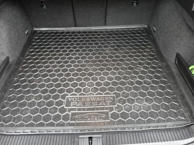 Серый Фольксваген Пассат Вариант, объемом двигателя 2 л и пробегом 207 тыс. км за 23900 $, фото 14 на Automoto.ua