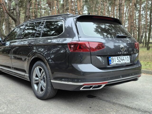Серый Фольксваген Пассат Вариант, объемом двигателя 2 л и пробегом 207 тыс. км за 23900 $, фото 4 на Automoto.ua