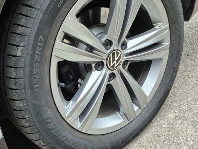 Серый Фольксваген Пассат Вариант, объемом двигателя 2 л и пробегом 207 тыс. км за 23900 $, фото 18 на Automoto.ua