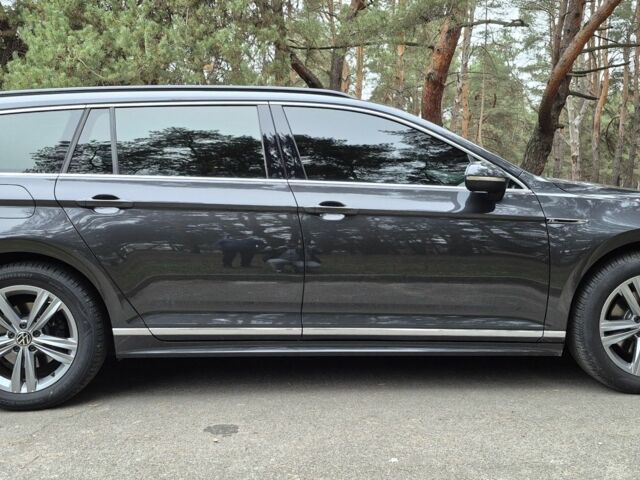 Серый Фольксваген Пассат Вариант, объемом двигателя 2 л и пробегом 207 тыс. км за 23900 $, фото 7 на Automoto.ua