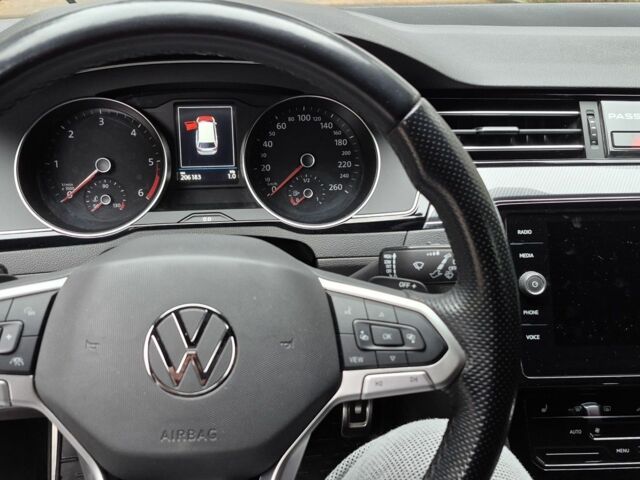 Серый Фольксваген Пассат Вариант, объемом двигателя 2 л и пробегом 207 тыс. км за 23900 $, фото 19 на Automoto.ua