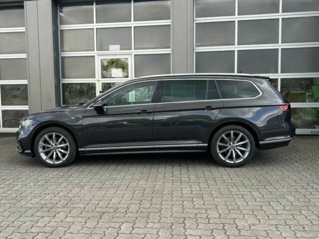 Фольксваген Пассат Вариант 2023 в Киеве на Automoto.ua Серый Фольксваген Пассат Вариант, объемом двигателя 2 л и пробегом 19 тыс. км за 5100 $, фото 2 на Automoto.ua