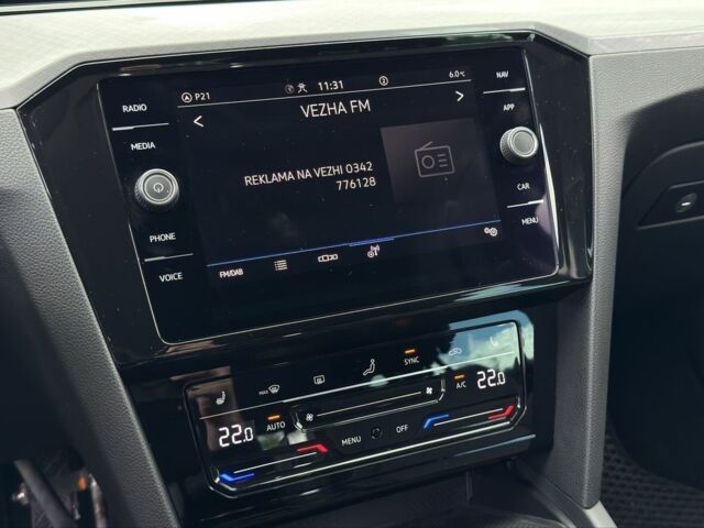 Серый Фольксваген Пассат Вариант, объемом двигателя 2 л и пробегом 30 тыс. км за 32999 $, фото 6 на Automoto.ua