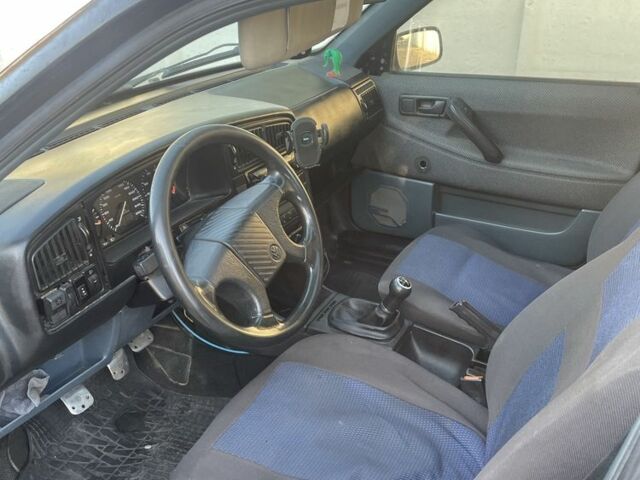 Фольксваген Пассат Вариант 1992 в Сквира на Automoto.ua Синий Фольксваген Пассат Вариант, объемом двигателя 1.8 л и пробегом 480 тыс. км за 1600 $, фото 5 на Automoto.ua