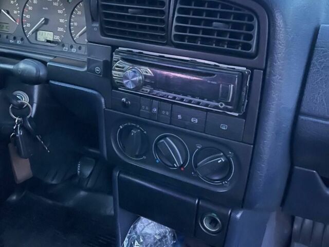 Синій Фольксваген Пассат Варіант, об'ємом двигуна 2 л та пробігом 500 тис. км за 2600 $, фото 7 на Automoto.ua