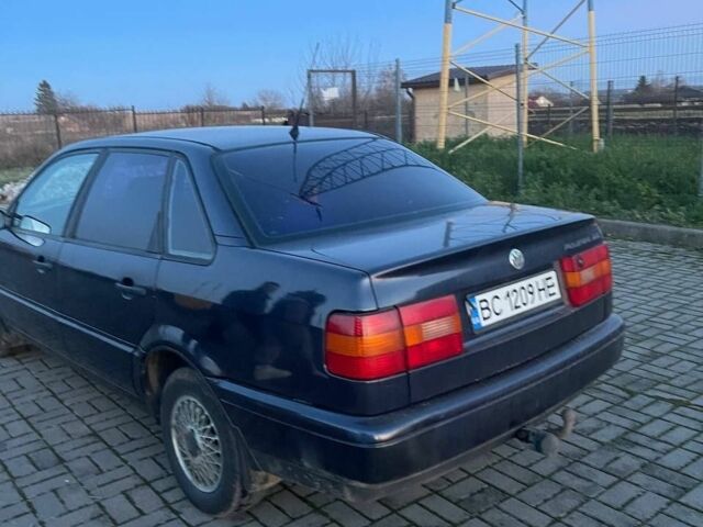 Синій Фольксваген Пассат Варіант, об'ємом двигуна 2 л та пробігом 500 тис. км за 2600 $, фото 3 на Automoto.ua