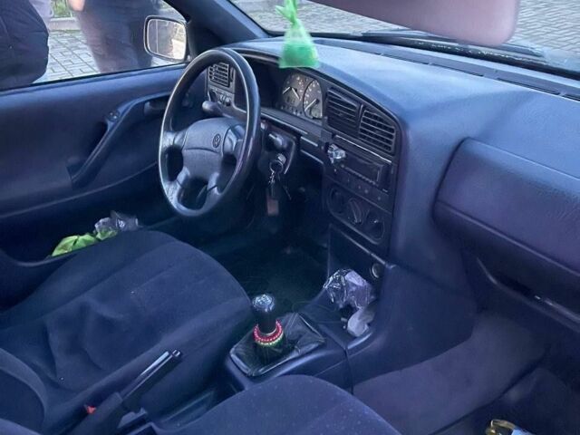 Синій Фольксваген Пассат Варіант, об'ємом двигуна 2 л та пробігом 500 тис. км за 2600 $, фото 6 на Automoto.ua