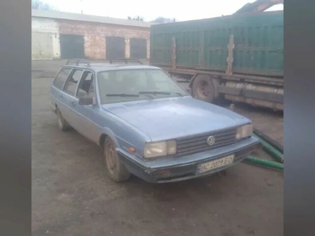 Синій Фольксваген Пассат Варіант, об'ємом двигуна 1.8 л та пробігом 1 тис. км за 300 $, фото 1 на Automoto.ua