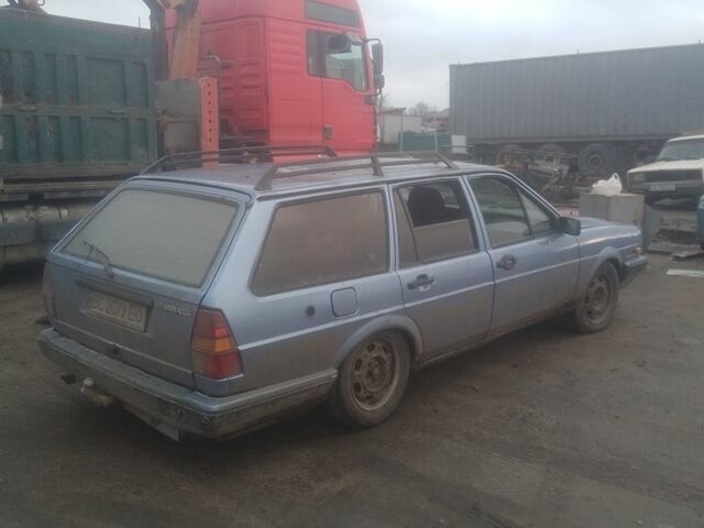 Синій Фольксваген Пассат Варіант, об'ємом двигуна 1.8 л та пробігом 1 тис. км за 300 $, фото 3 на Automoto.ua