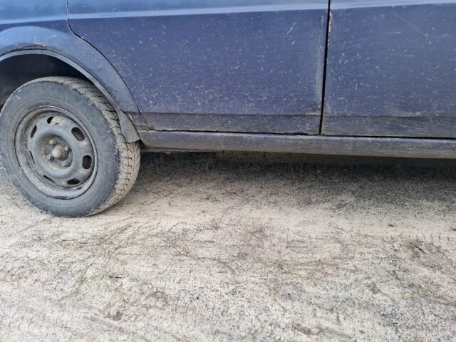 Синій Фольксваген Пассат Варіант, об'ємом двигуна 1.8 л та пробігом 270 тис. км за 1000 $, фото 4 на Automoto.ua