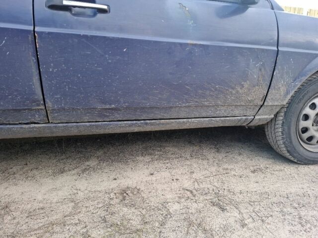 Синій Фольксваген Пассат Варіант, об'ємом двигуна 1.8 л та пробігом 270 тис. км за 1000 $, фото 5 на Automoto.ua