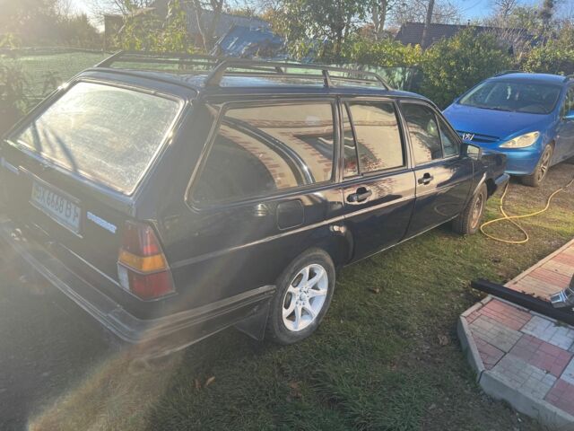 Синій Фольксваген Пассат Варіант, об'ємом двигуна 1.6 л та пробігом 355 тис. км за 700 $, фото 11 на Automoto.ua