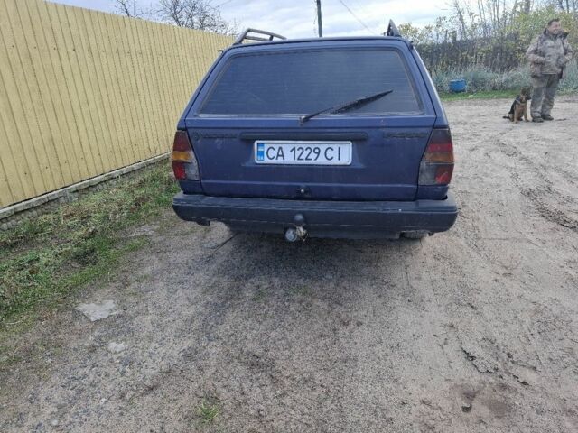 Синій Фольксваген Пассат Варіант, об'ємом двигуна 1.8 л та пробігом 270 тис. км за 1000 $, фото 7 на Automoto.ua