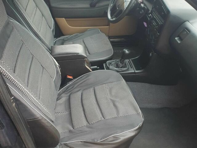 Фольксваген Пассат Вариант 1988 в Харькове на Automoto.ua Синий Фольксваген Пассат Вариант, объемом двигателя 1.8 л и пробегом 300 тыс. км за 1150 $, фото 8 на Automoto.ua