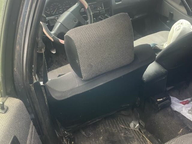 Синій Фольксваген Пассат Варіант, об'ємом двигуна 1.8 л та пробігом 250 тис. км за 600 $, фото 1 на Automoto.ua