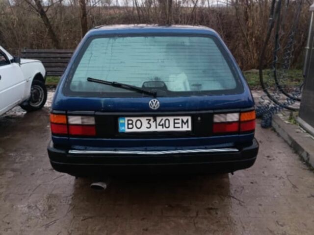 Синій Фольксваген Пассат Варіант, об'ємом двигуна 1.6 л та пробігом 420 тис. км за 1500 $, фото 1 на Automoto.ua